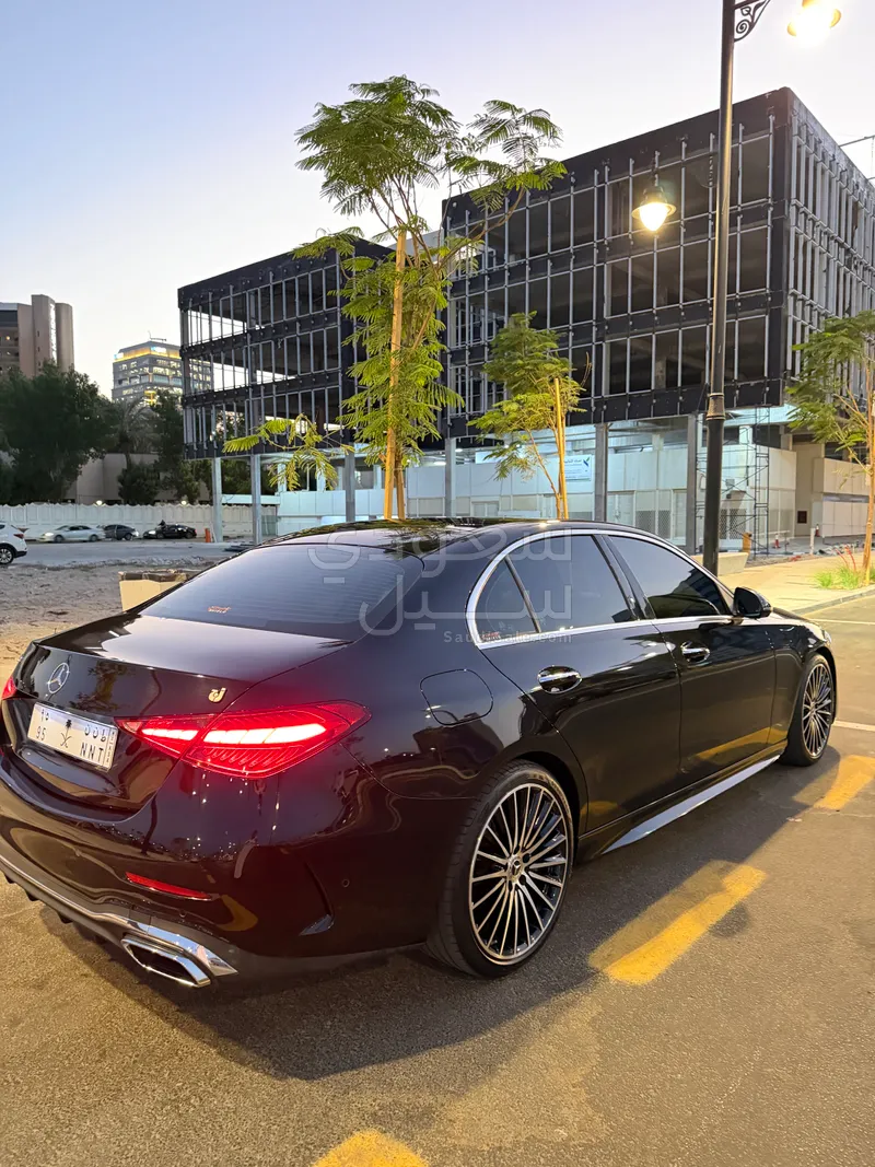 2023 مرسيدس - بنز سي 200 أي إم جي
