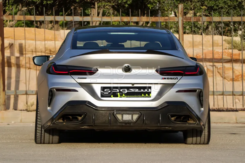 2020 بي ام دبليو الفئة الثامنة إم 850 أي