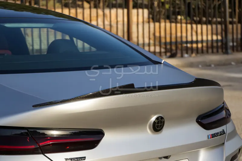 2020 بي ام دبليو الفئة الثامنة إم 850 أي