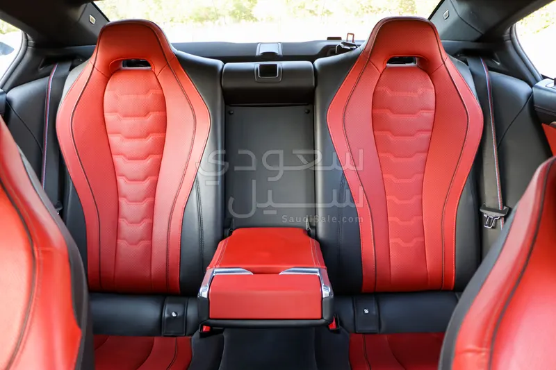 2020 بي ام دبليو الفئة الثامنة إم 850 أي