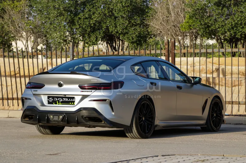 2020 بي ام دبليو الفئة الثامنة إم 850 أي