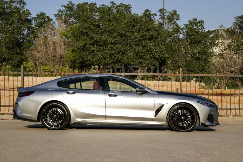 2020 بي ام دبليو الفئة الثامنة إم 850 أي