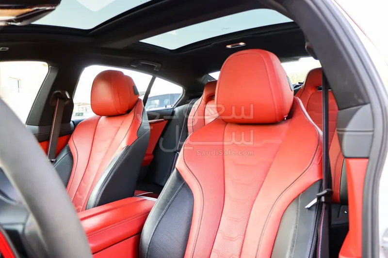 2020 بي ام دبليو الفئة الثامنة إم 850 أي