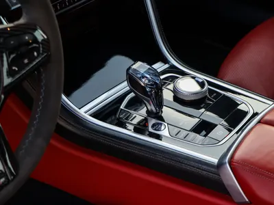 2020 بي ام دبليو الفئة الثامنة إم 850 أي