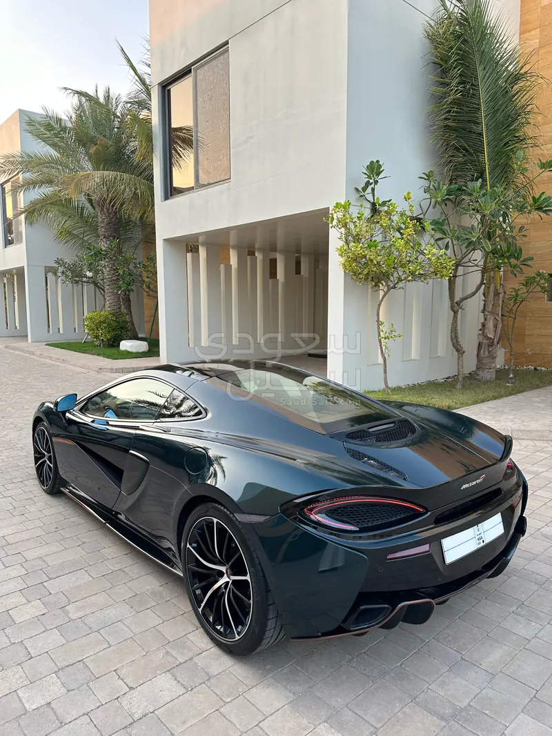 2018 مكلارين 570 جي تي