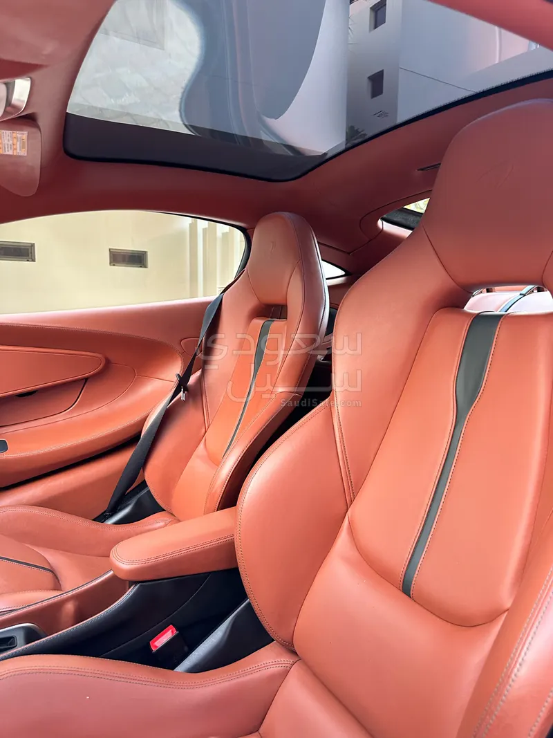 2018 مكلارين 570 جي تي