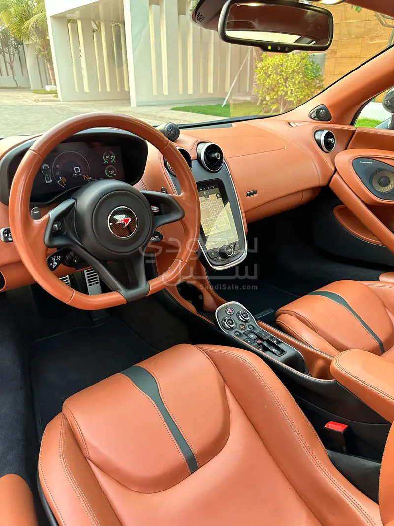 2018 مكلارين 570 جي تي