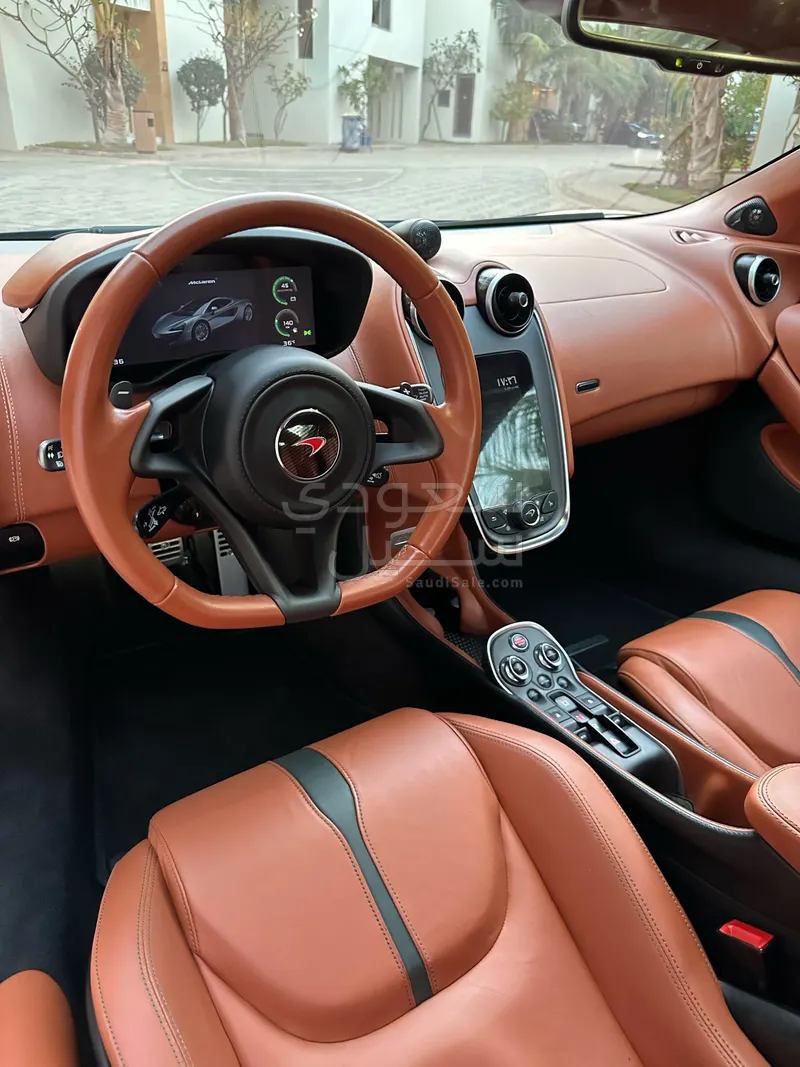 2018 مكلارين 570 جي تي