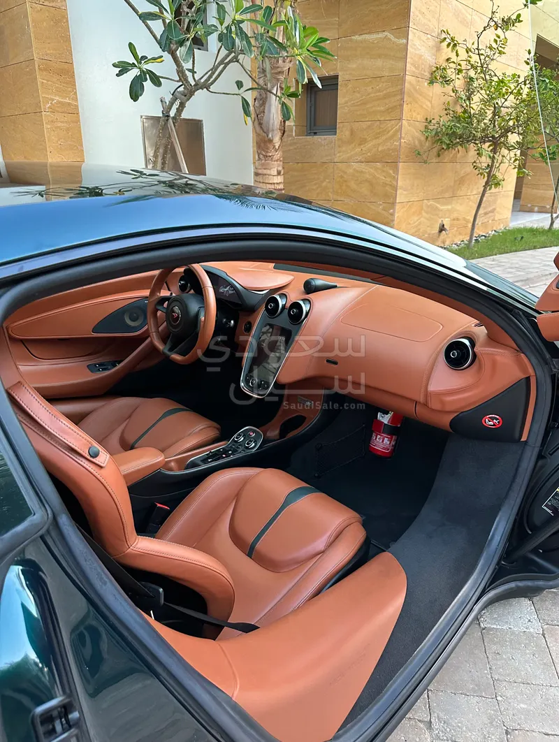 2018 مكلارين 570 جي تي