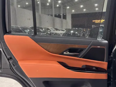2025 لكزس إل إكس 600 vip بلاك بكج