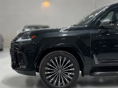 2025 لكزس إل إكس 600 vip بلاك بكج