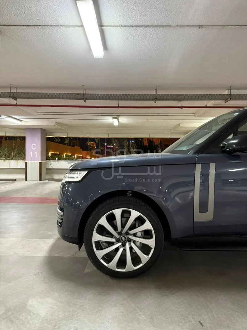 2024 Land Rover Range Rover HSE