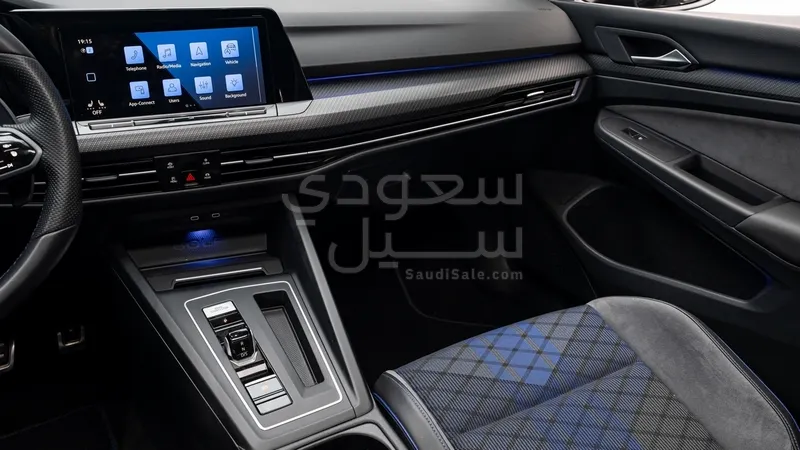 2022 فولكس واجن غولف ار