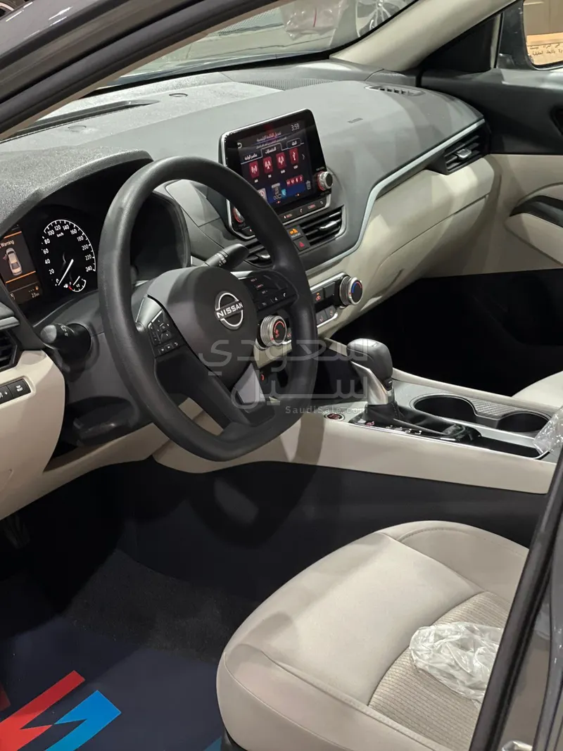2025 Nissan Altima