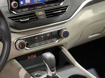 2025 Nissan Altima