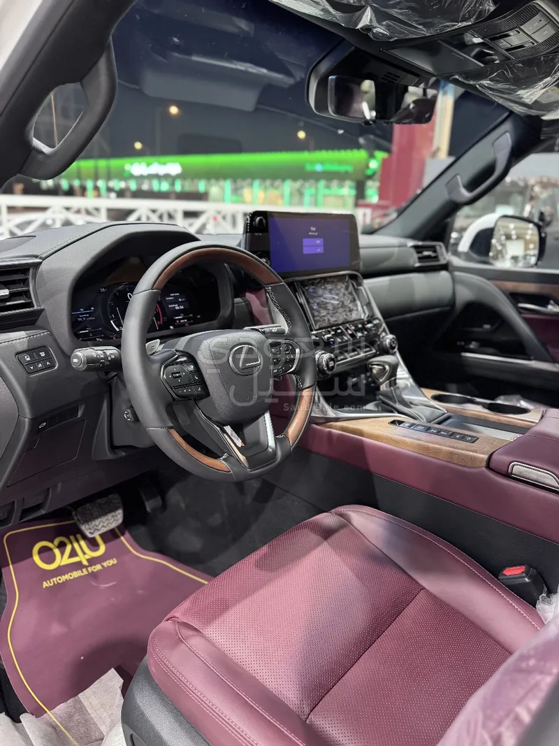2025 Lexus LX 600