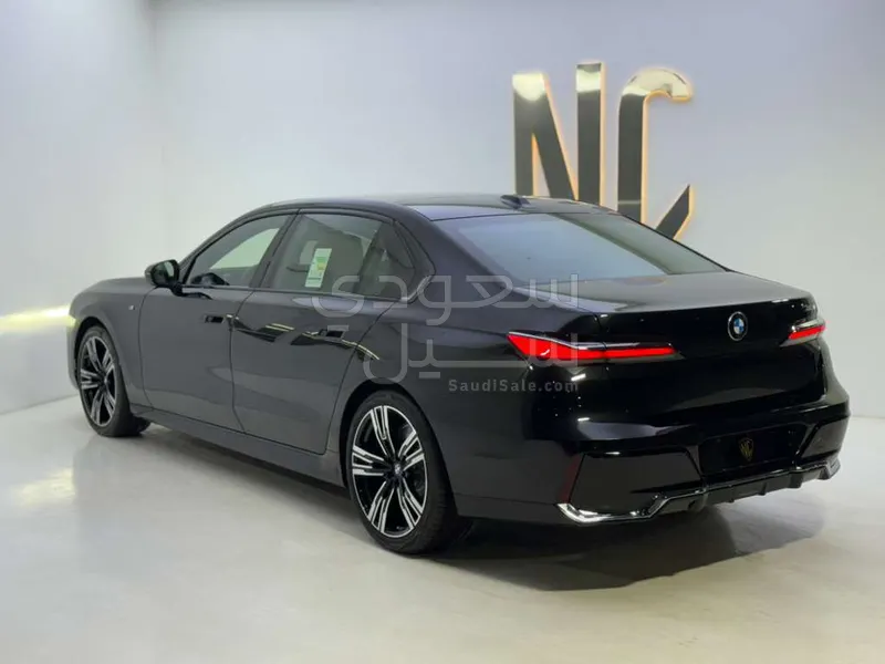 2026 BMW 7 Series 735i