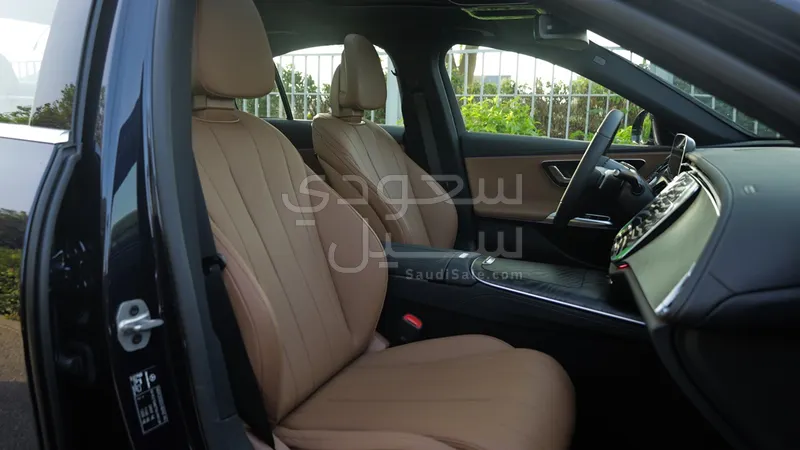 2026 Mercedes-Benz E 200