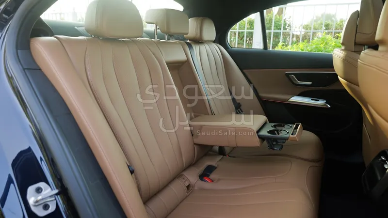 2026 Mercedes-Benz E 200