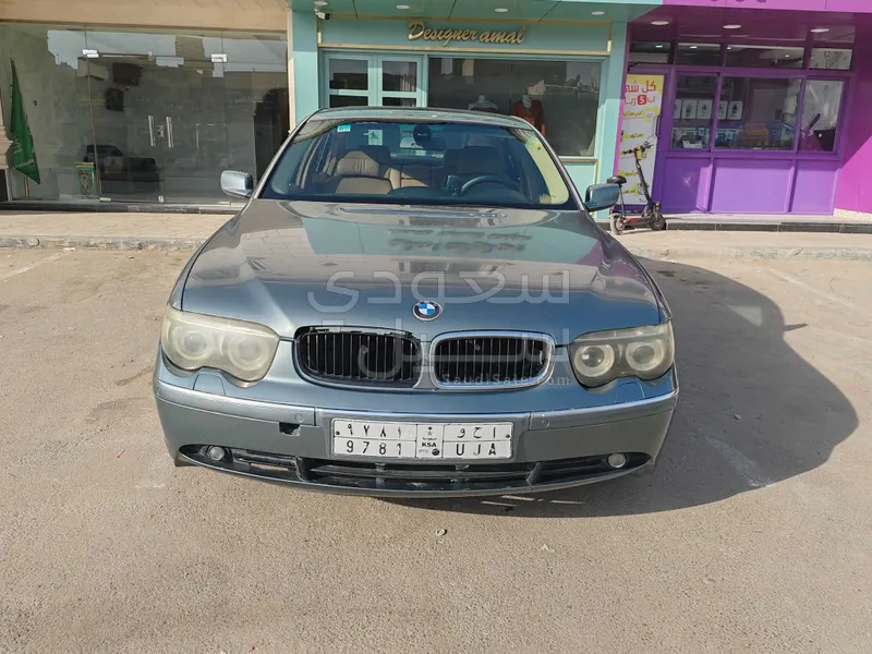 2005 بي ام دبليو الفئة السابعة 745 إل أي