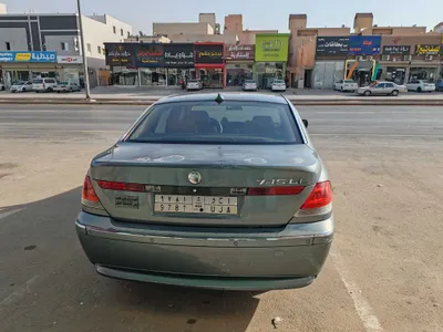 2005 بي ام دبليو الفئة السابعة 745 إل أي
