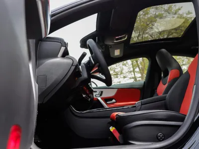 2026 Mercedes-Benz CLA 200 AMG