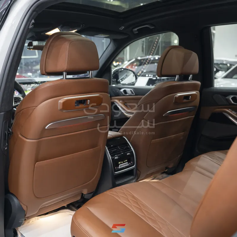 2024 بي ام دبليو الفئة اكس 7
