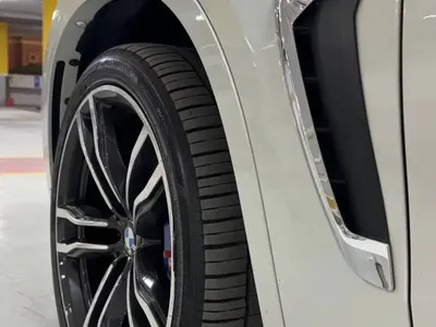 2017 BMW XM