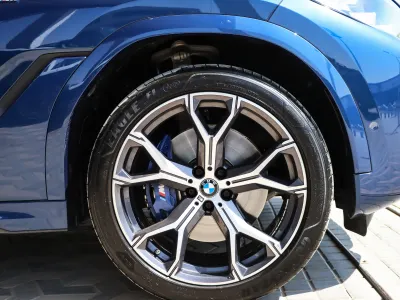 2022 BMW X Series 6