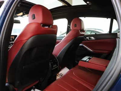 2022 BMW X Series 6