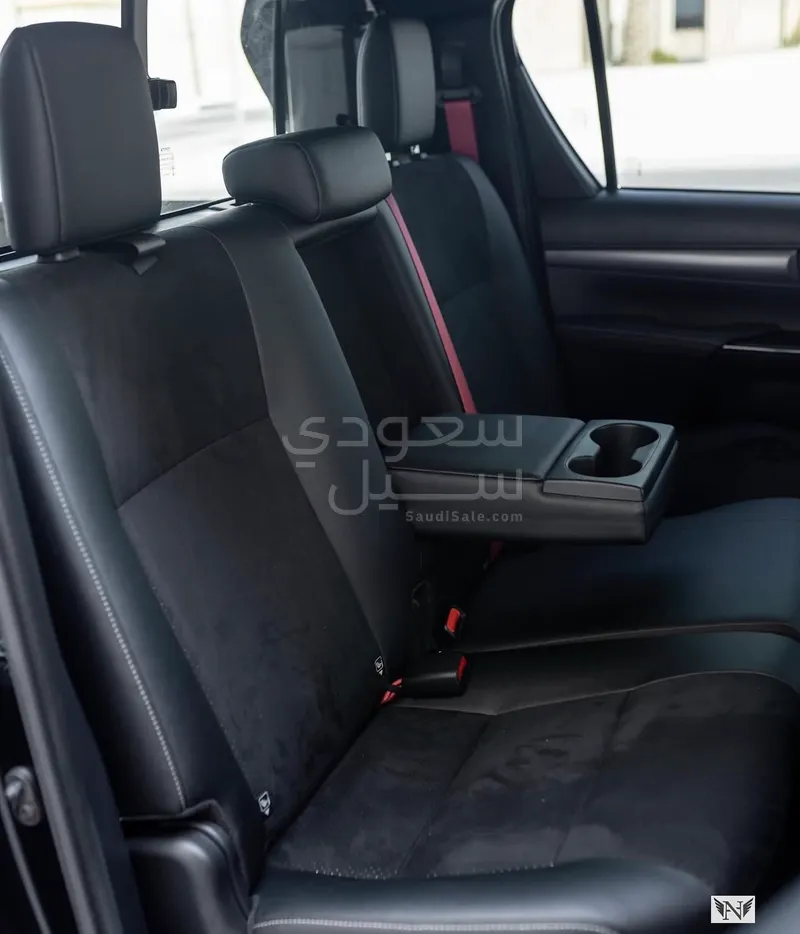 2024 Toyota Hilux Double Cab