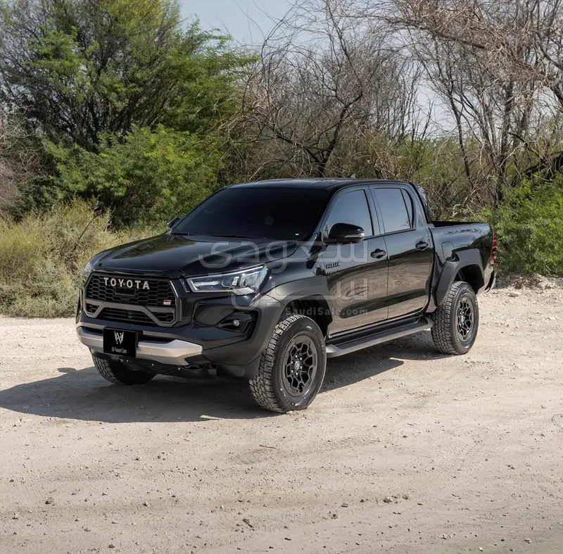 2024 Toyota Hilux Double Cab