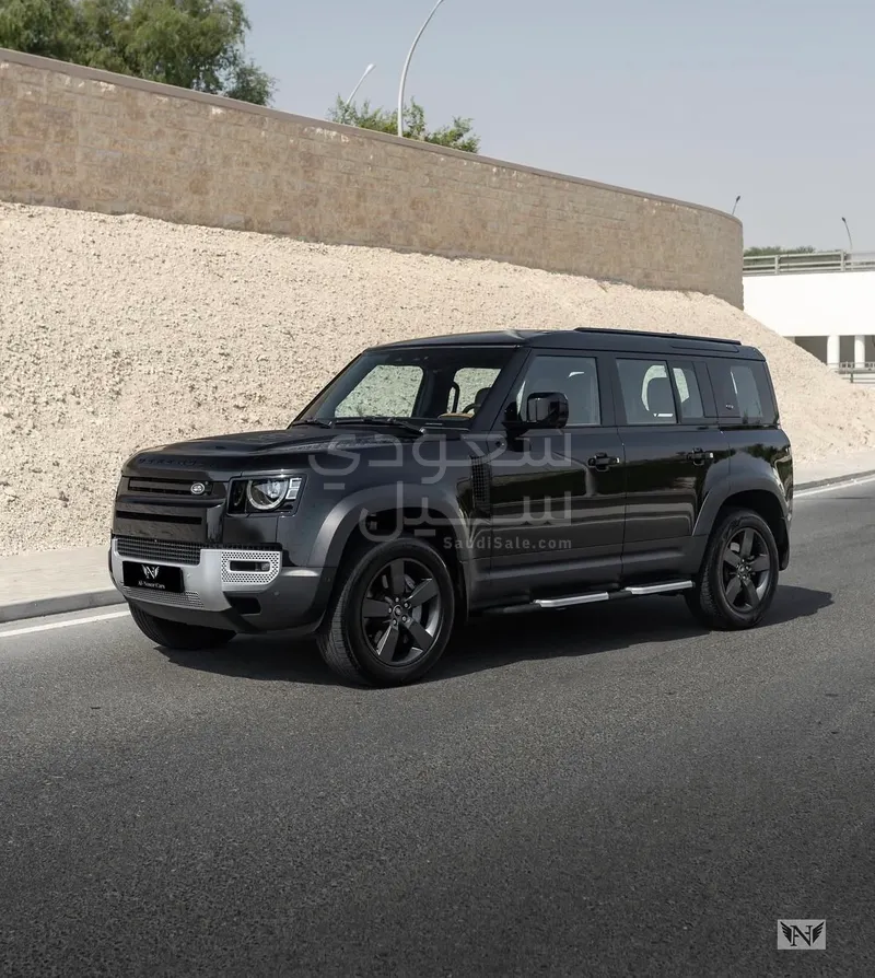 2023 Land Rover Defender HSE