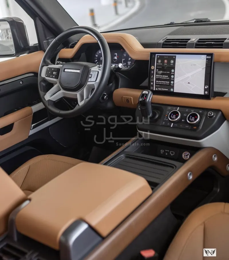 2023 Land Rover Defender HSE