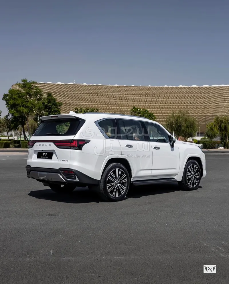 2025 Lexus LX 600 F
