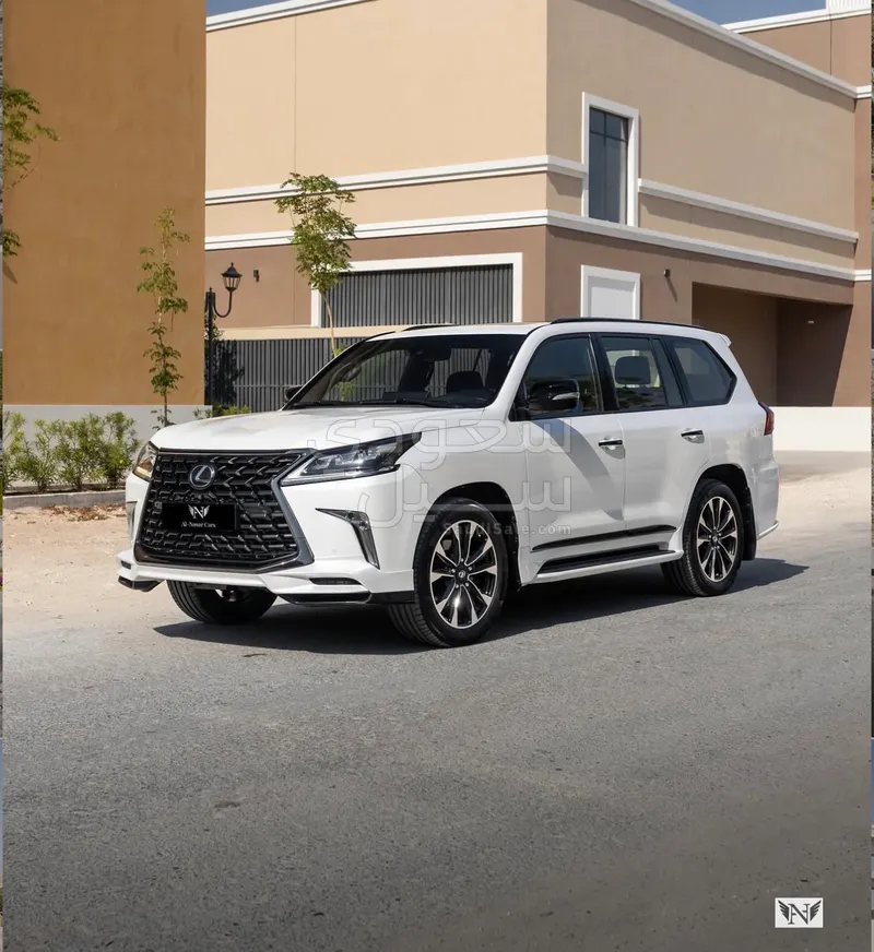 2018 Lexus LX 570 S