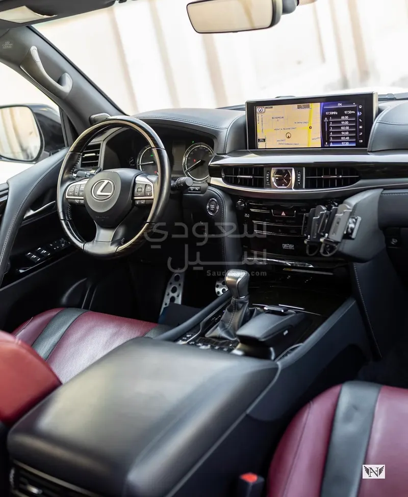 2018 Lexus LX 570 S
