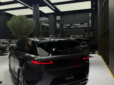 2023 لاند روفر رينج روفر سبورت اس اي