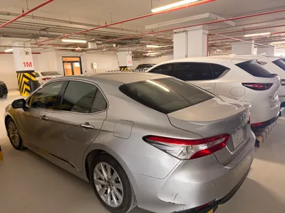 2019 تويوتا كامري جي ال اي