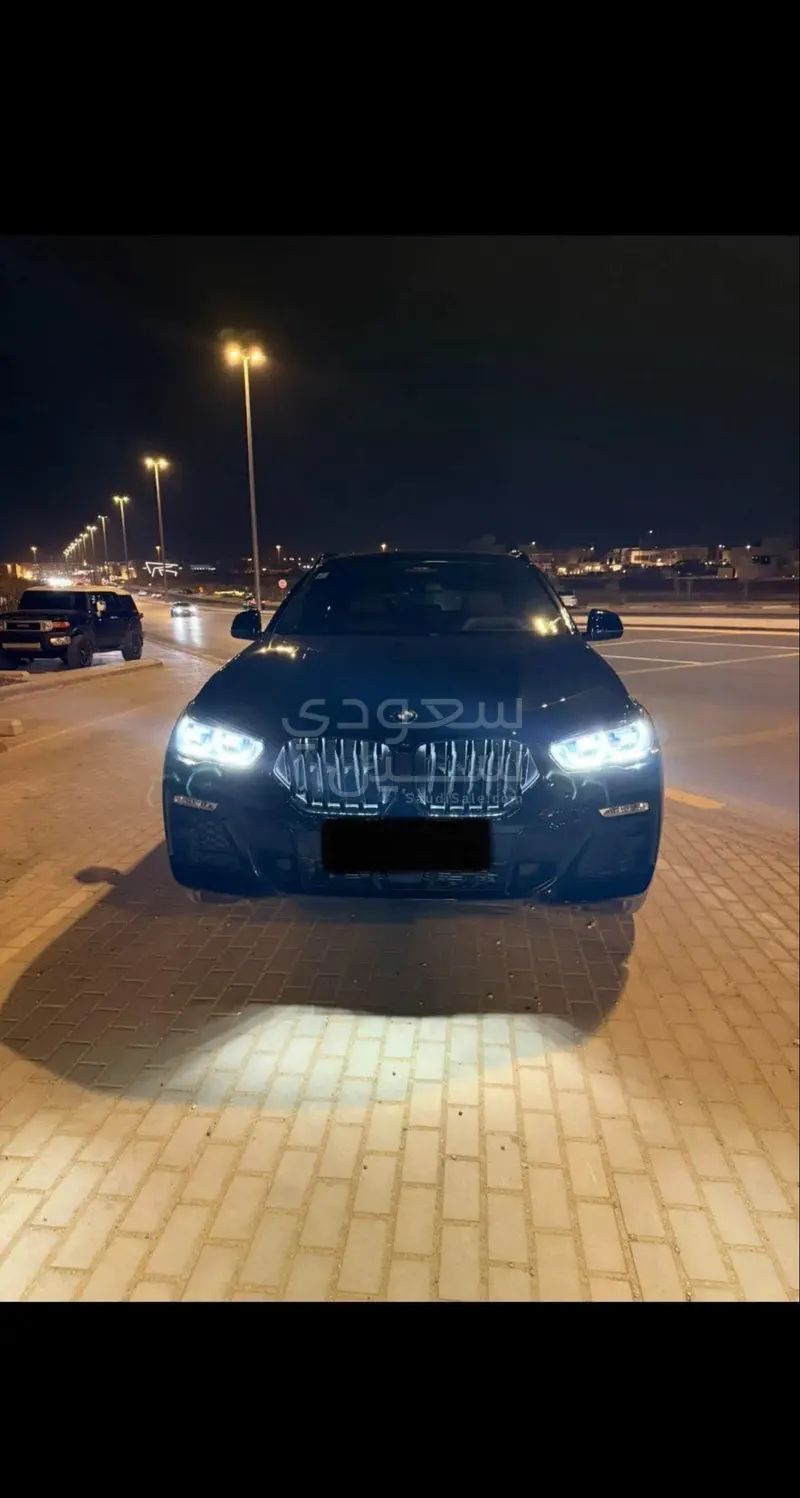 2021 بي ام دبليو الفئة اكس 6 إم