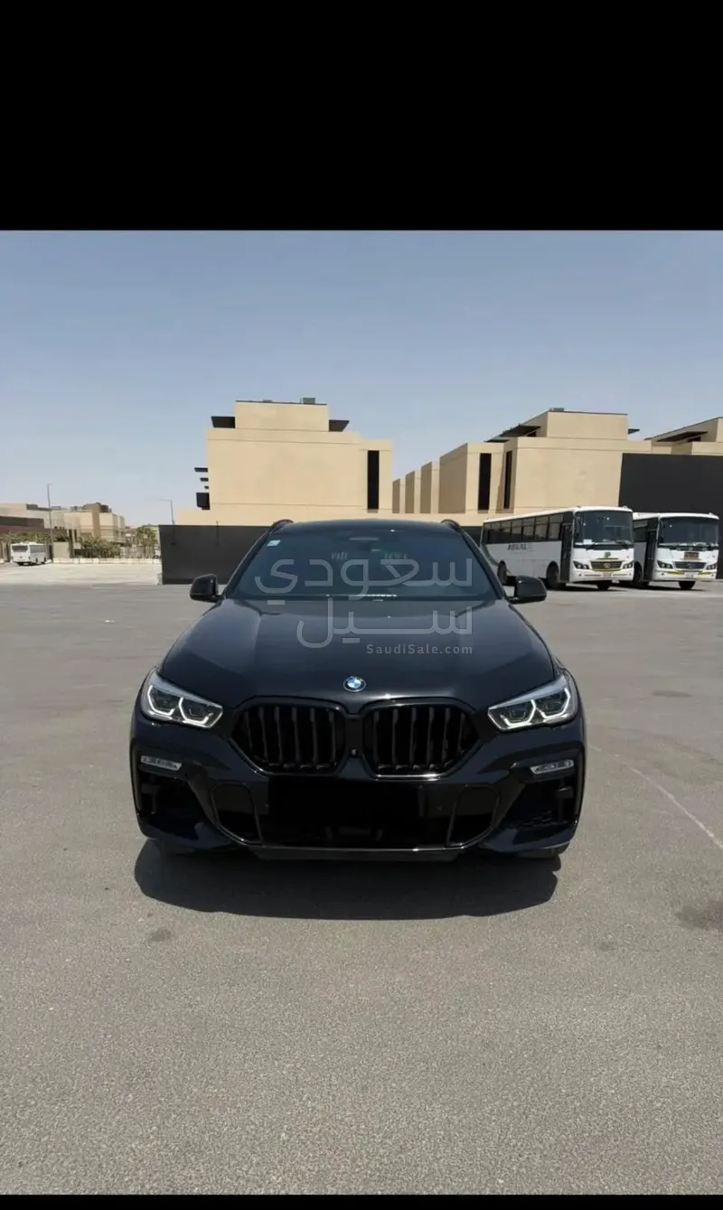 2021 بي ام دبليو الفئة اكس 6 إم