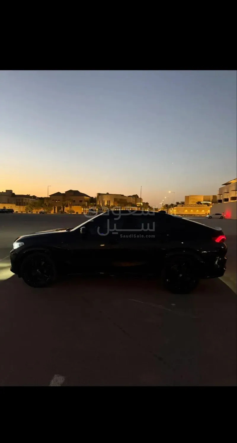 2021 بي ام دبليو الفئة اكس 6 إم