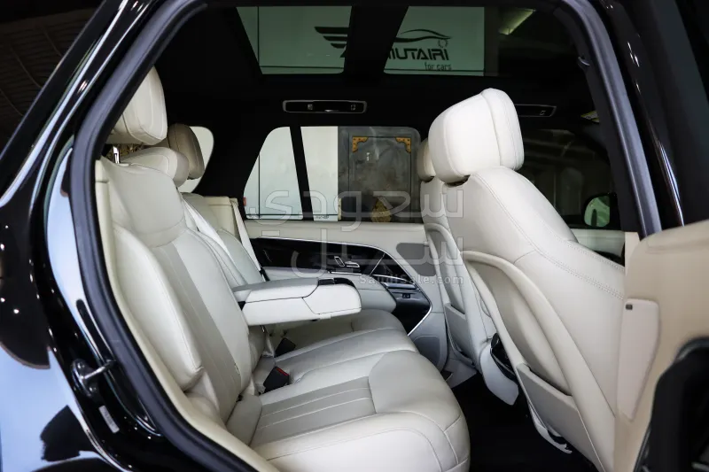2023 Land Rover Range Rover Vogue SE