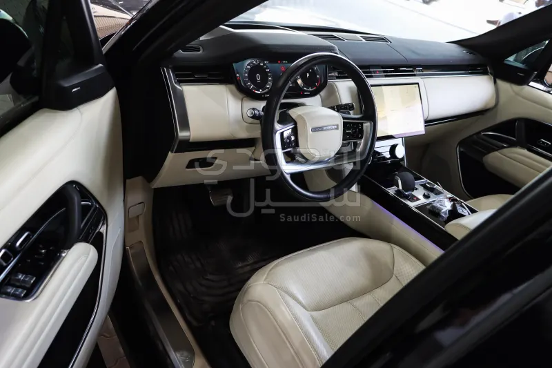 2023 Land Rover Range Rover Vogue SE