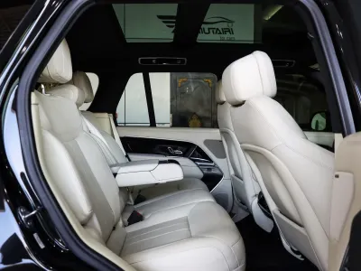 2023 Land Rover Range Rover Vogue SE