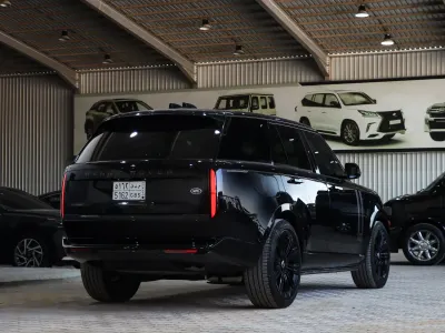 2023 Land Rover Range Rover Vogue SE