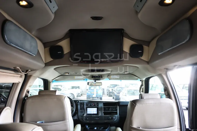 2011 GMC Savana