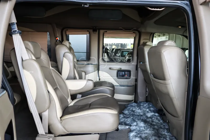 2011 GMC Savana