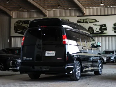 2011 GMC Savana