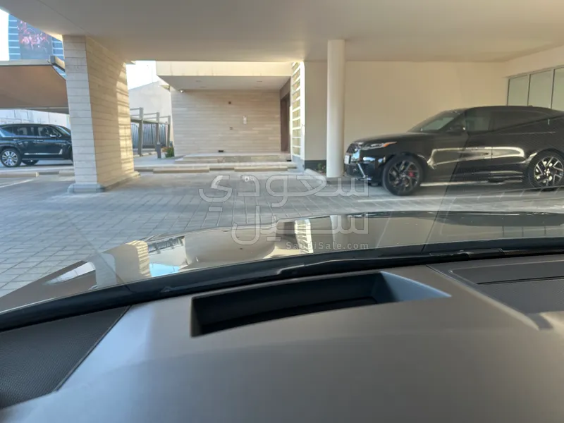 2023 اودي اي 7 55 تي اف اس اي